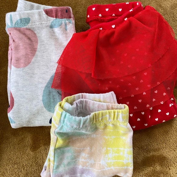 Baby Girl Clothes Bundle, size 6 month - Picture 4 of 6